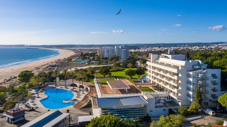 Property building, Beach, Swimming pool