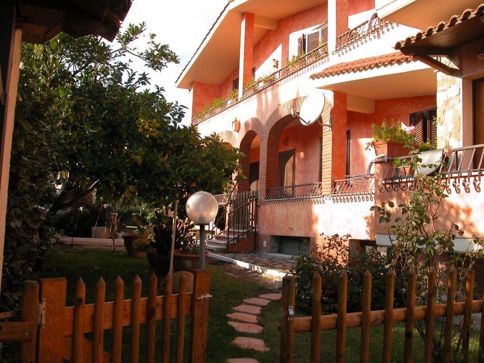 Property building, Day