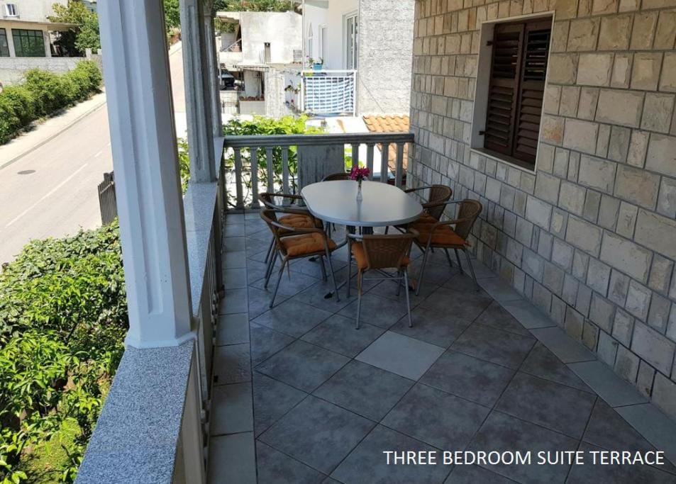 Patio, Balcony/Terrace