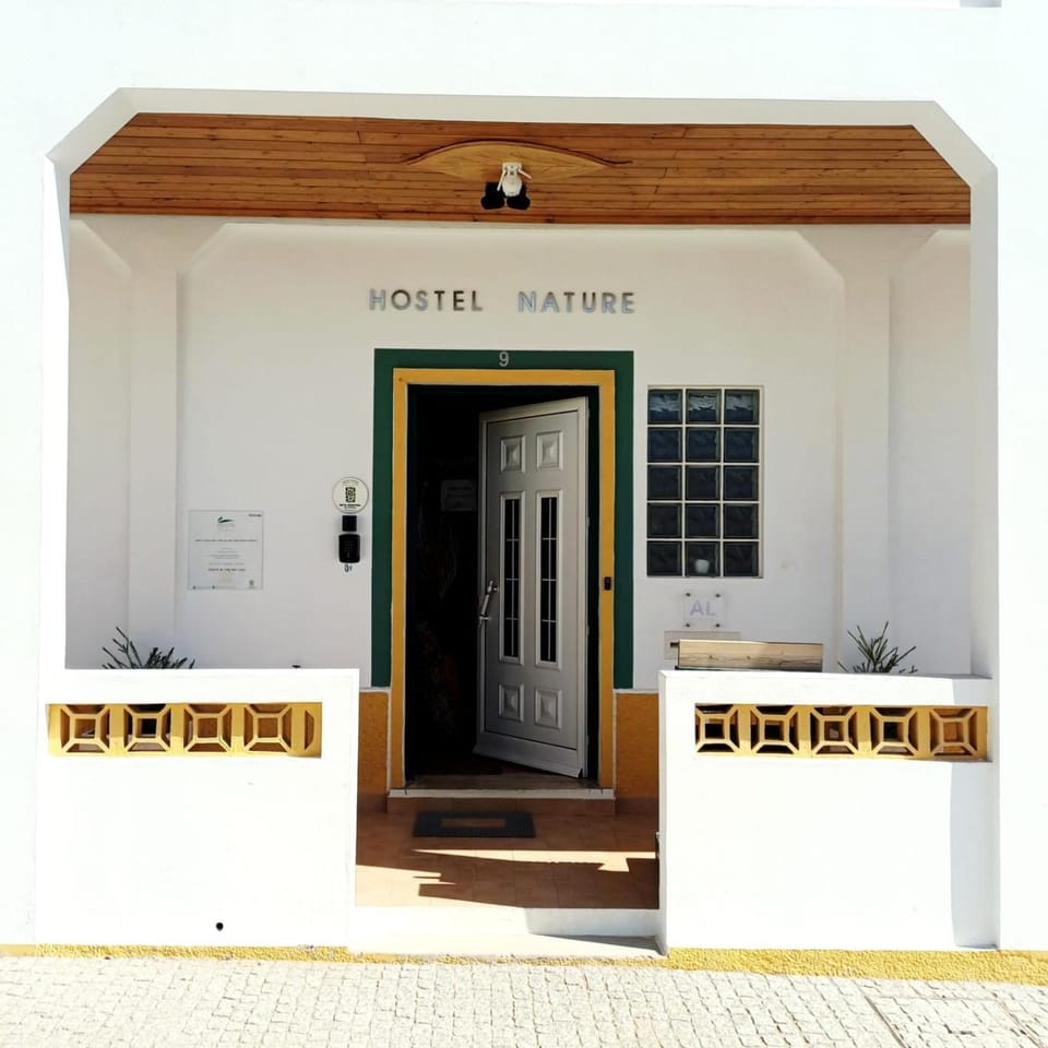 Facade/entrance, Off site, Balcony/Terrace