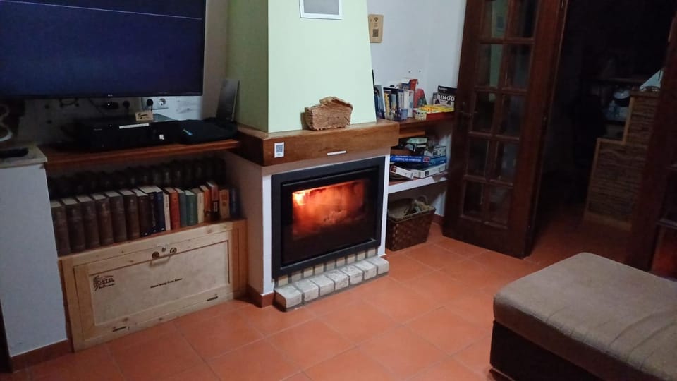 Game Room, Library, Living room, flat iron