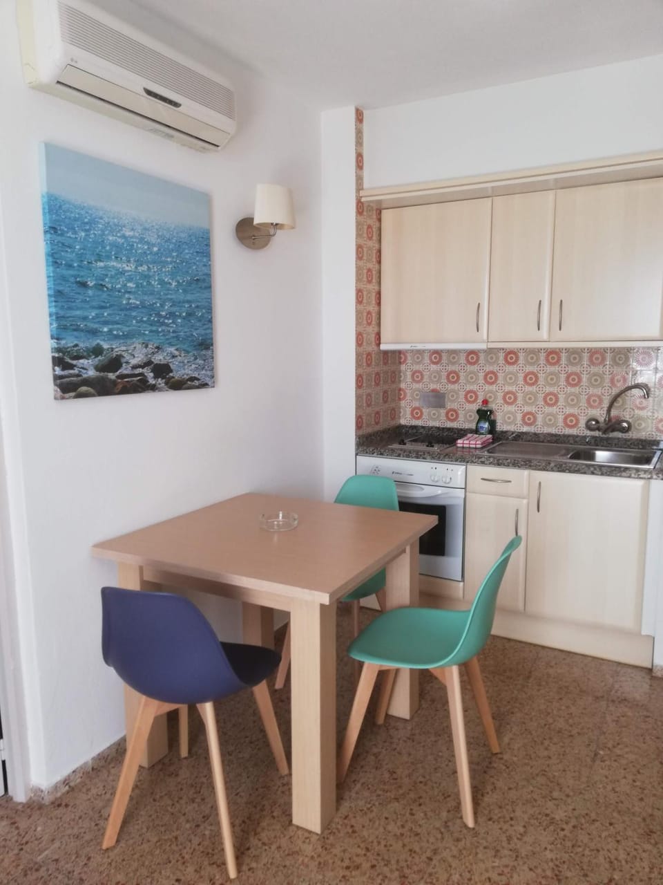 Kitchen or kitchenette, Living room, Dining area