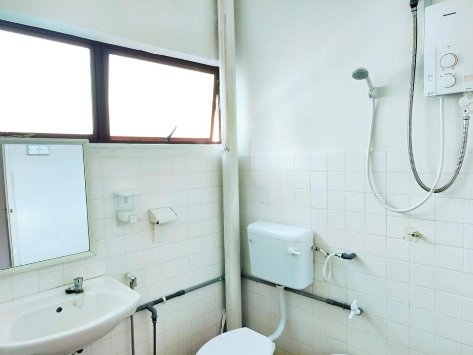 Toilet, Bathroom