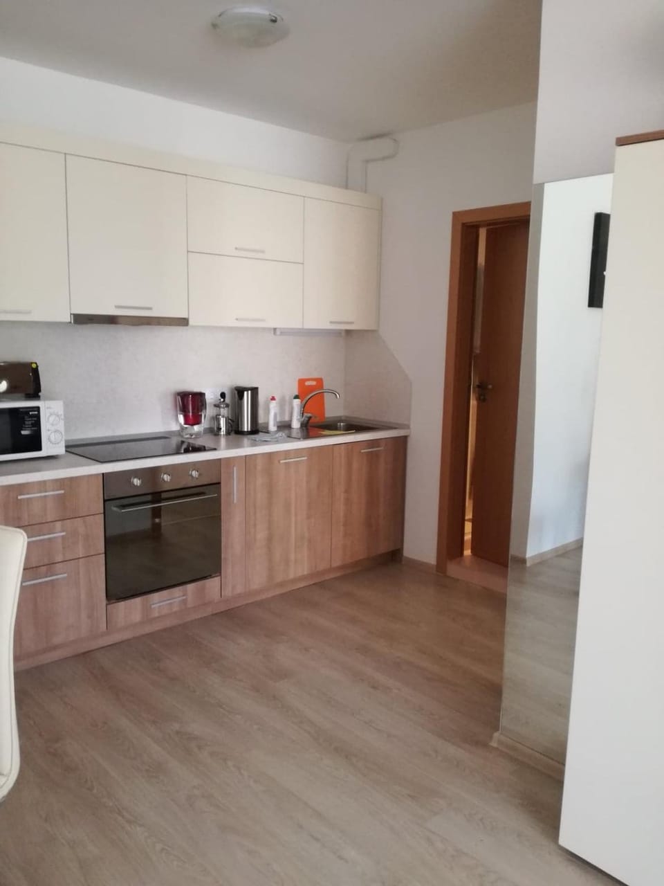 Coffee/tea facilities, Kitchen or kitchenette, Living room, Dining area