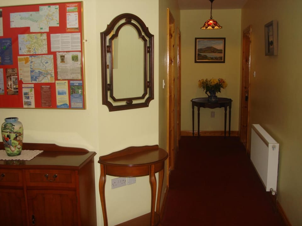 Rosmo House B&B Bed and Breakfast in County Mayo