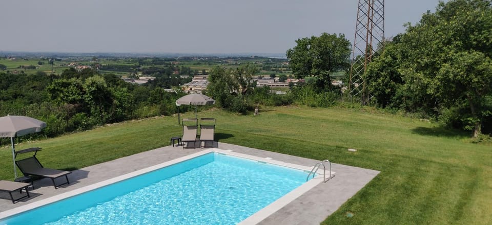 Poggio di Pastrengo Apartment in Lake Garda