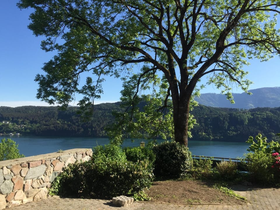 Natural landscape, Lake view, Mountain view