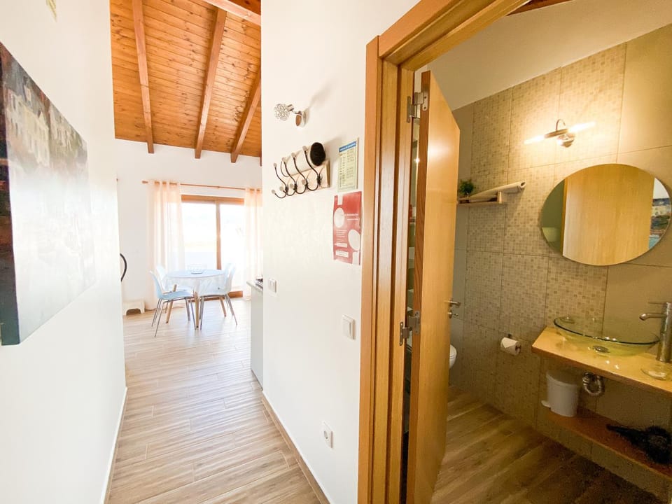 Bathroom, Living room