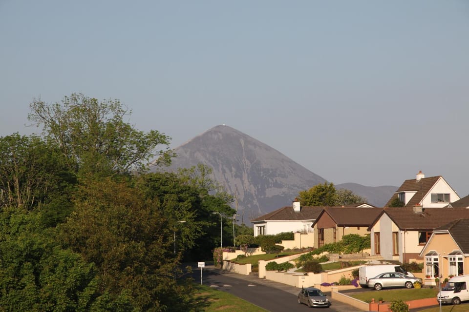 View (from property/room), Area and facilities