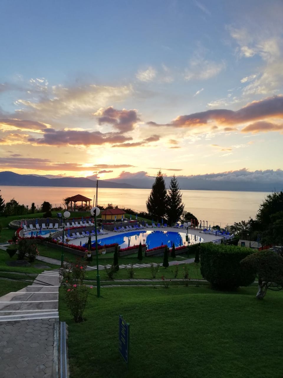 Lake view, Swimming pool, Sunrise