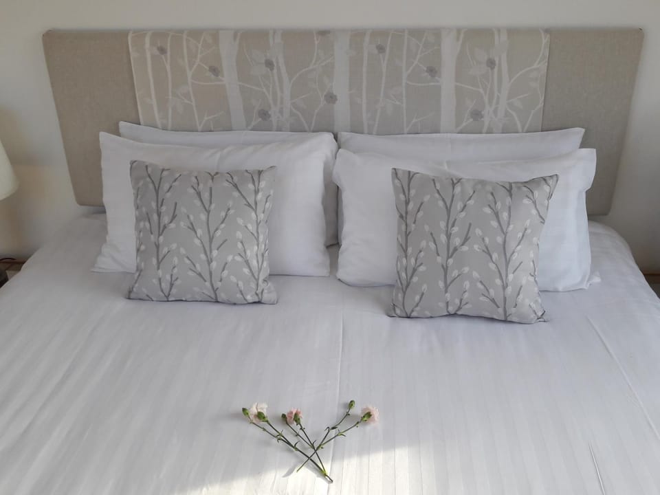 Bed, Decorative detail