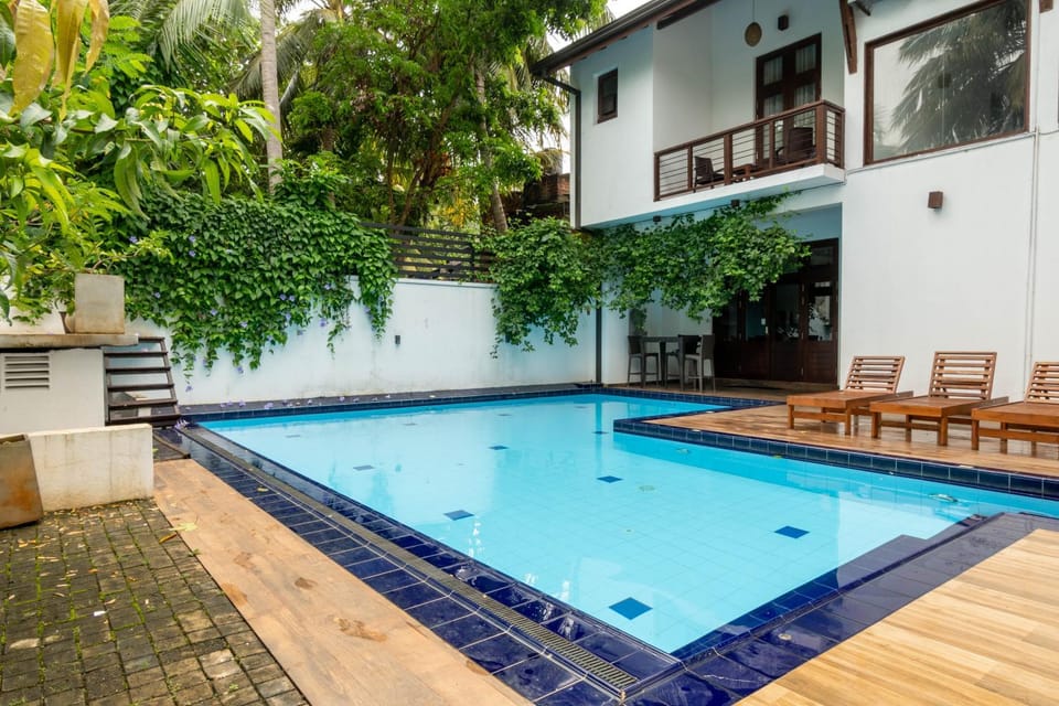 Pool view, Swimming pool