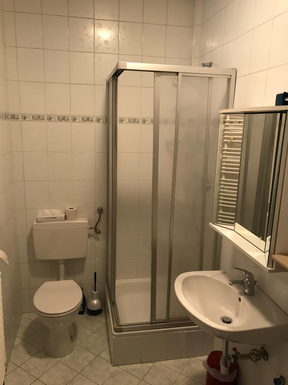 Shower, Toilet, Bathroom