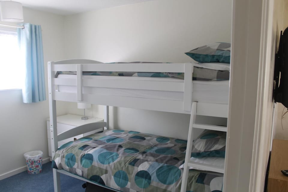 bunk bed