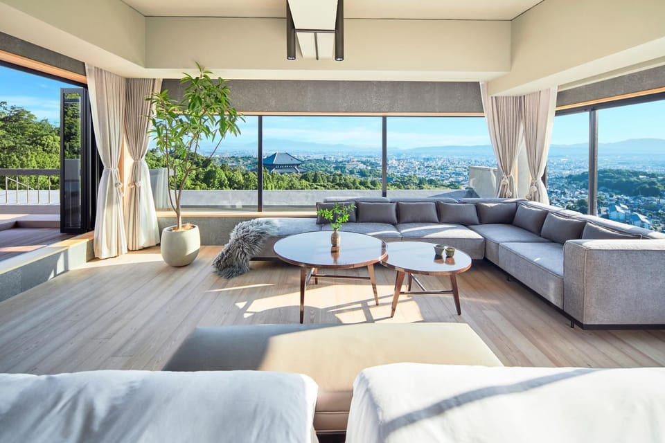Living room, Photo of the whole room, Mountain view