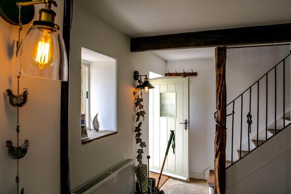 Property building, Facade/entrance, On site