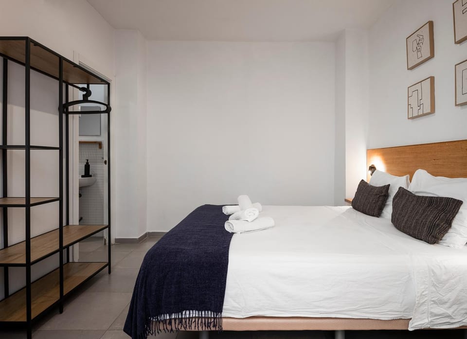 Bed, Photo of the whole room, Bedroom, towels, wardrobe
