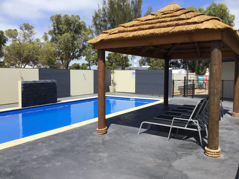 Ceduna Foreshore Caravan Park Villa in South Australia