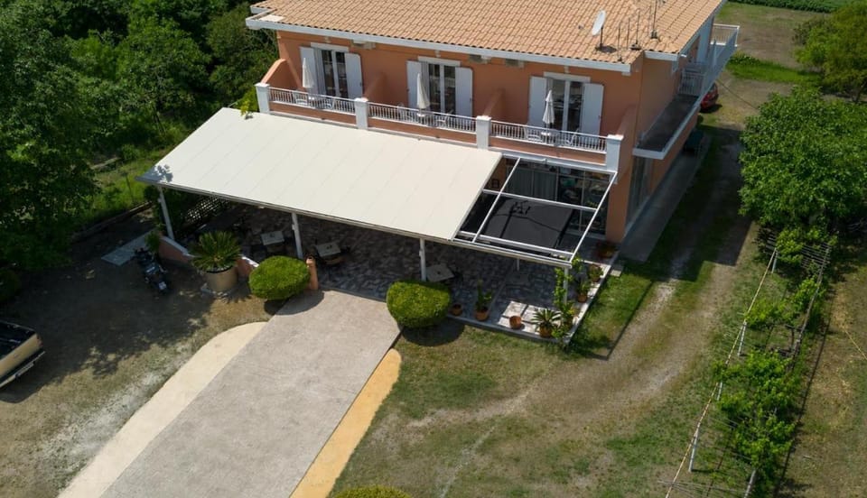 Property building, Bird's eye view