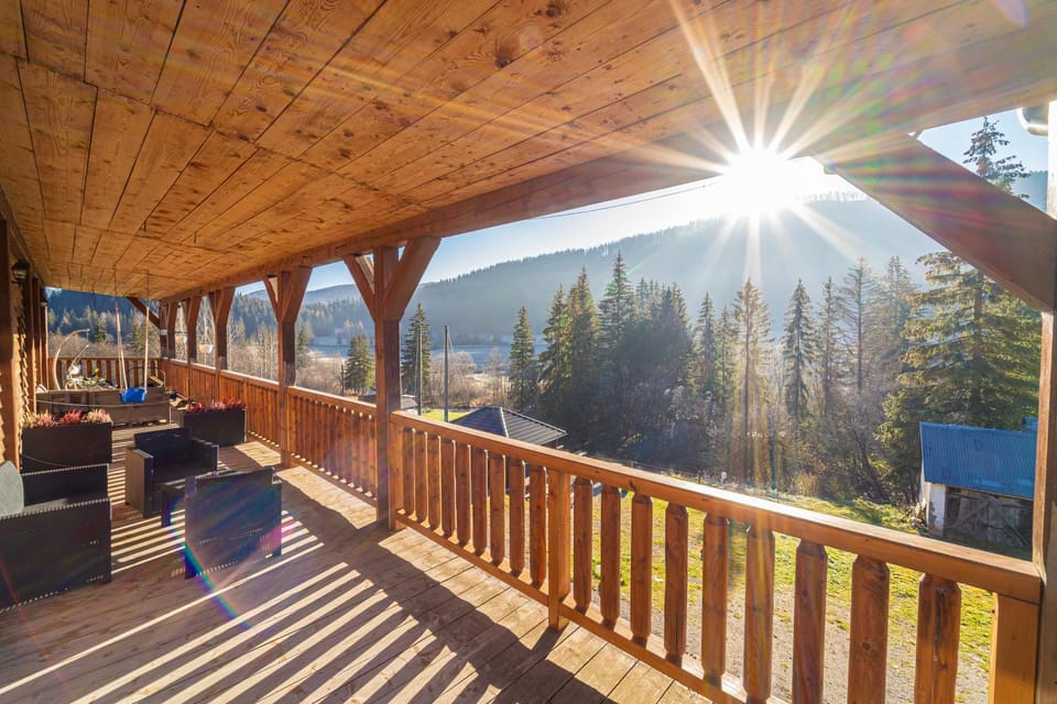 Balcony/Terrace, Mountain view