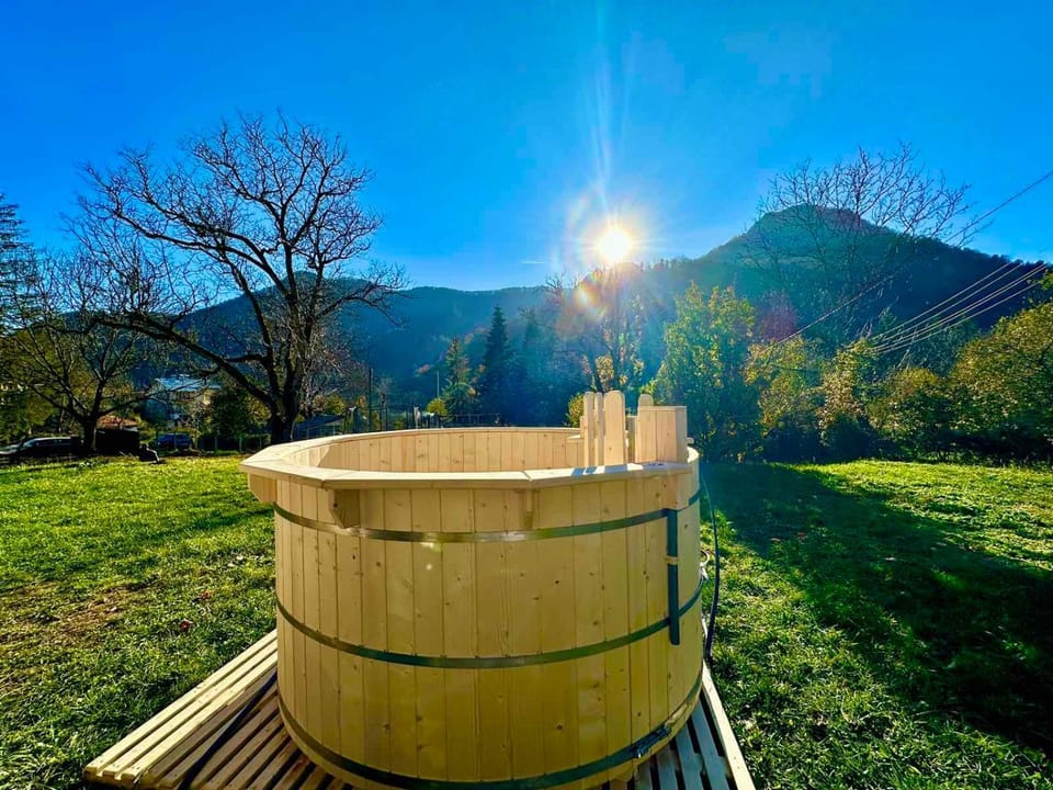Spring, Day, Summer, Hot Tub