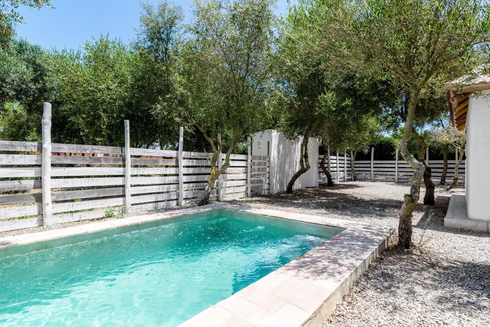 Property building, Swimming pool