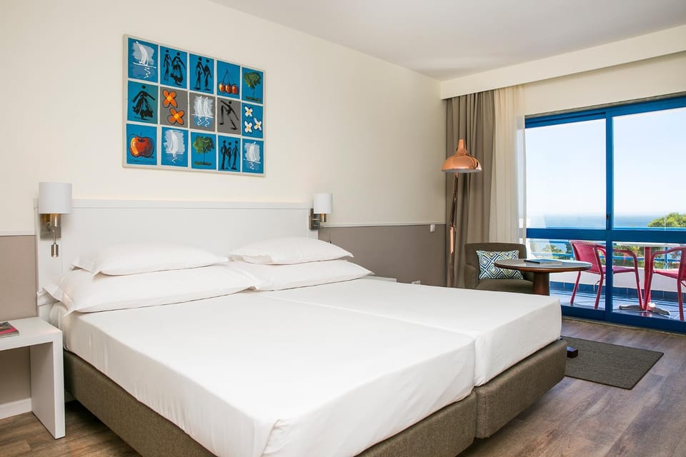 Bed, Balcony/Terrace, Bedroom, Sea view, Sea view