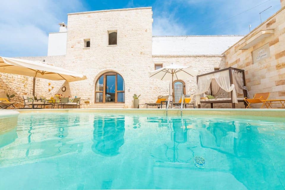 Property building, Swimming pool