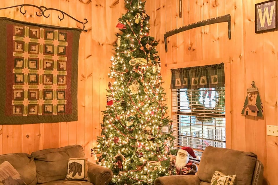Woods Mountain Cabin Cabin in Gatlinburg