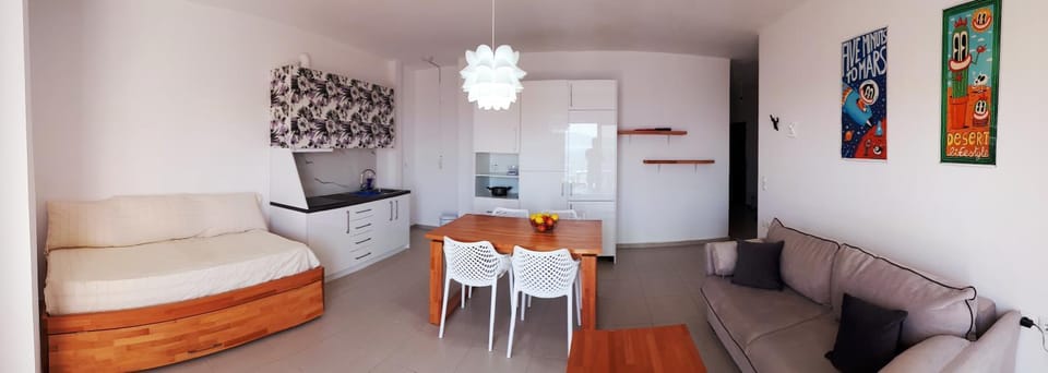Living room, Photo of the whole room, Seating area, Dining area