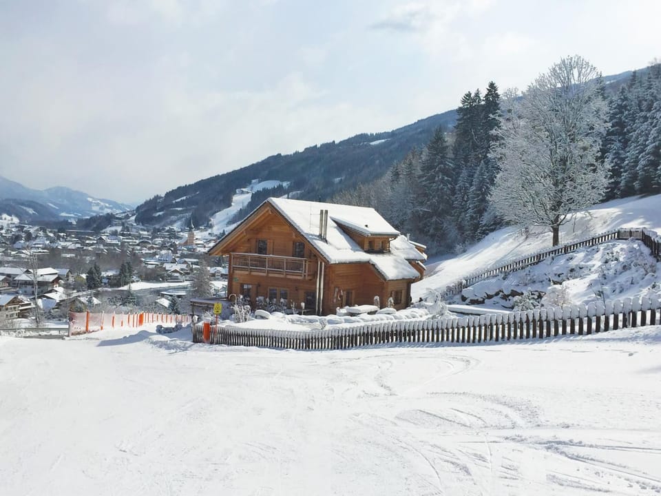 Property building, Winter, City view