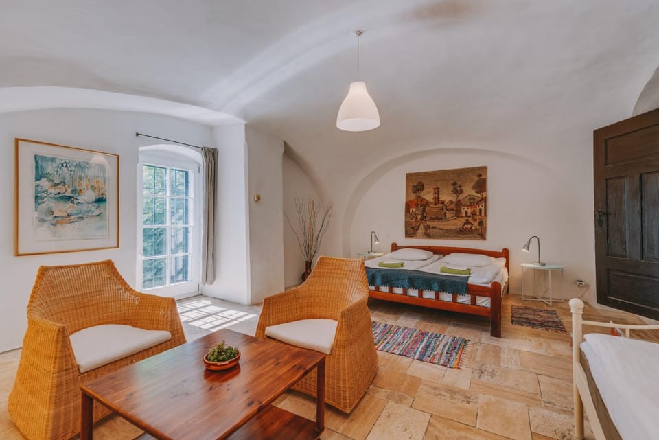 Óbester Panzió Bed and Breakfast in Hungary