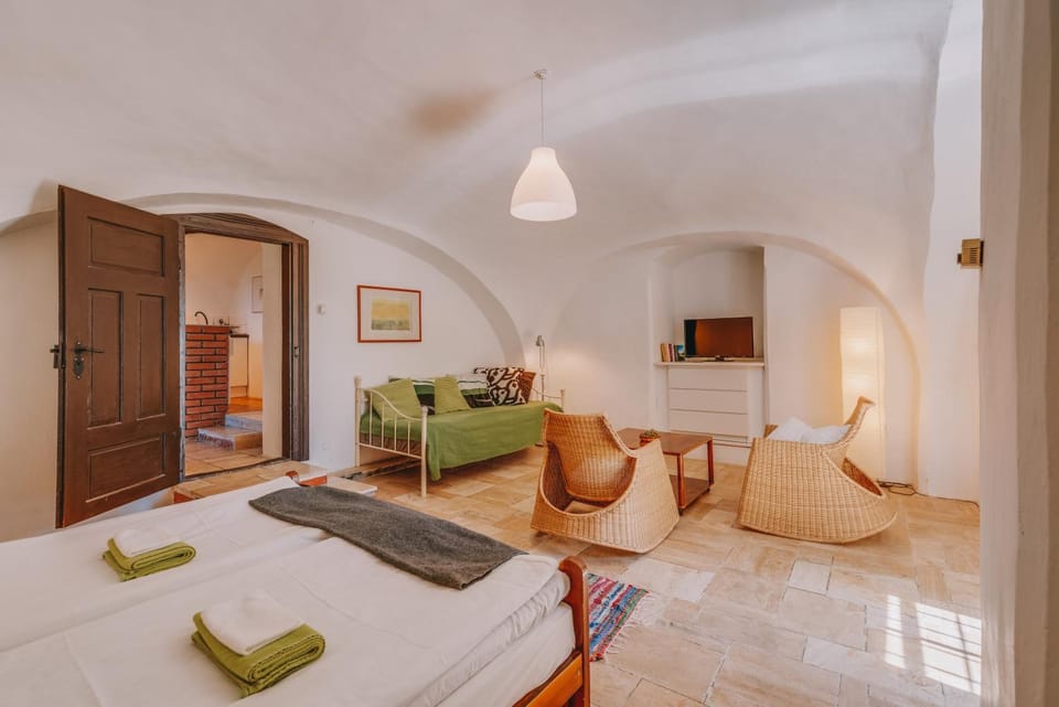 Óbester Panzió Bed and Breakfast in Hungary