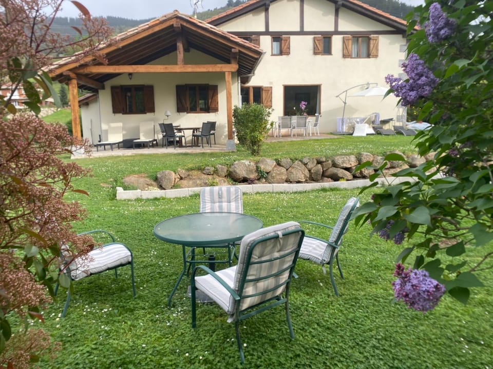 Property building, Garden, Garden view