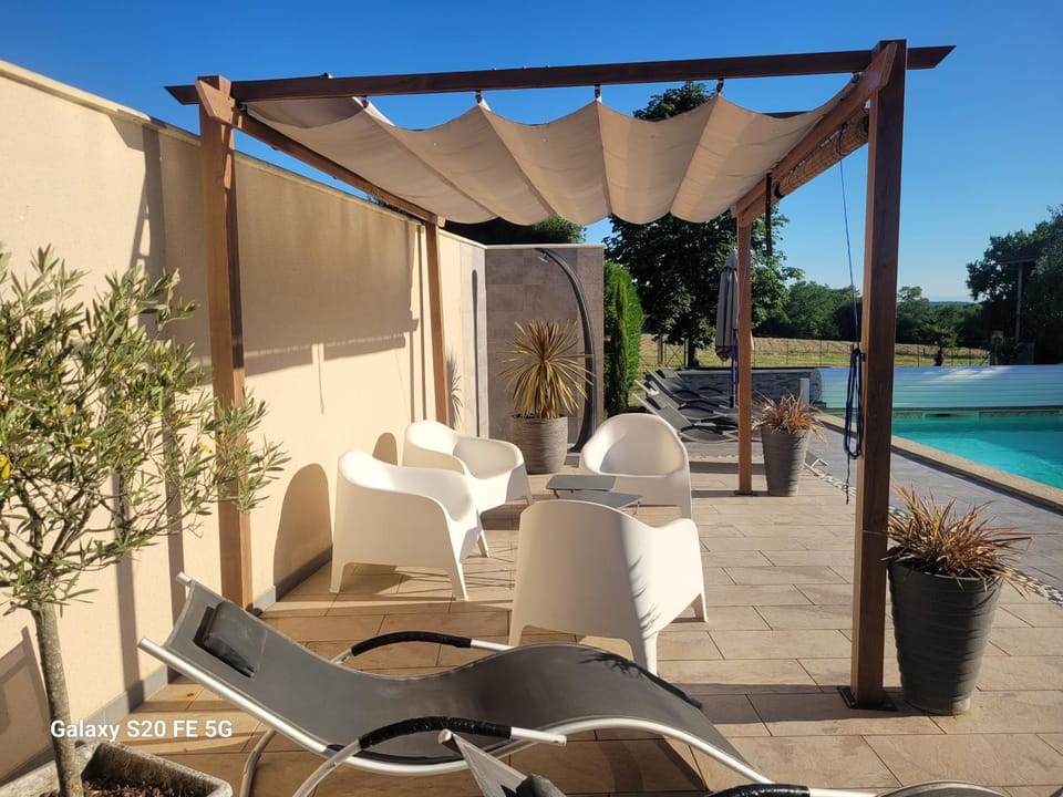 Gîte Yanou House in Nouvelle-Aquitaine