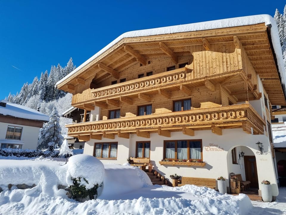 Property building, Winter