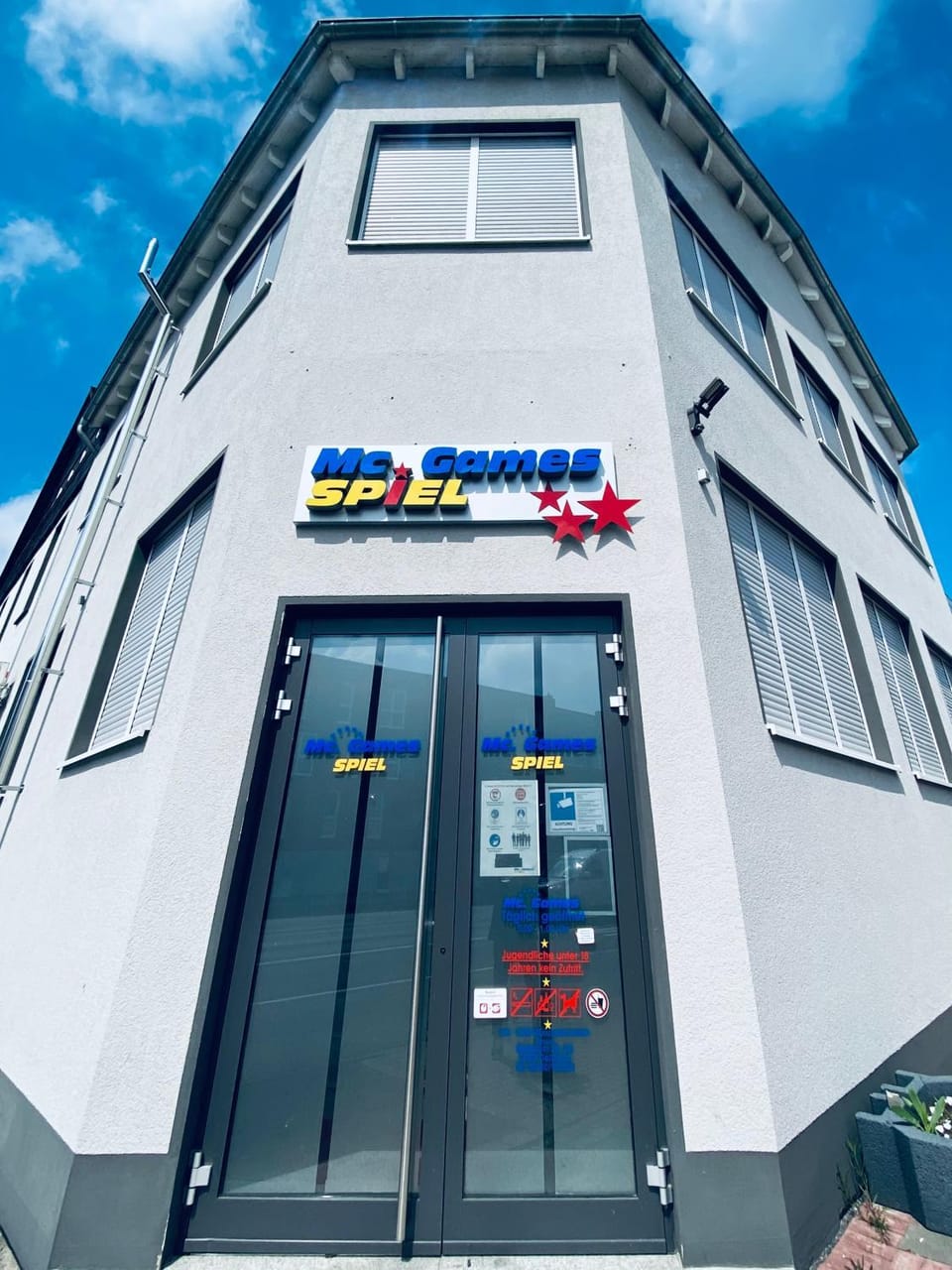 Property building, Facade/entrance