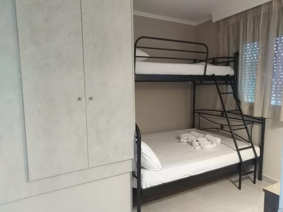 7 Islands Apartment hotel in Katastari