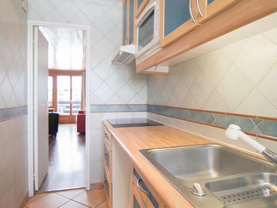 2 pièces sud/ouest, ski aux pieds, wifi gratuit - FR-1-449-26 Apartment in Tignes
