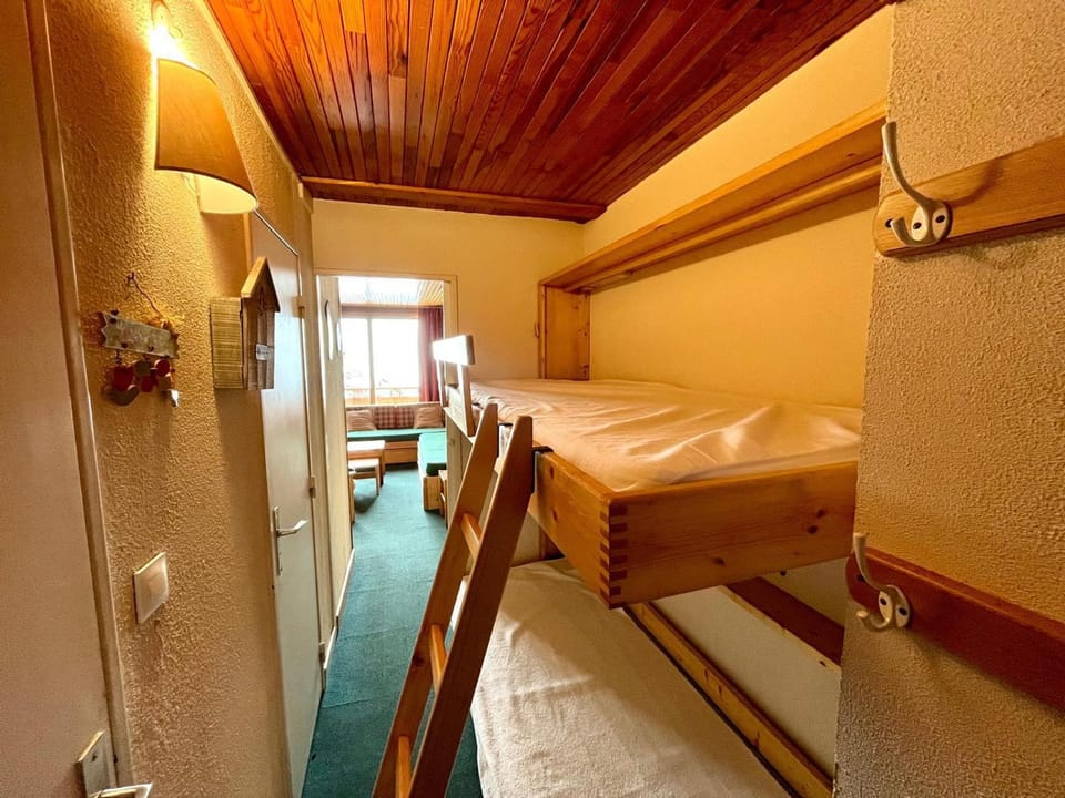 Studio sud/ouest, ski aux pieds, 30m², 4 couchages - FR-1-449-34 Apartment in Tignes