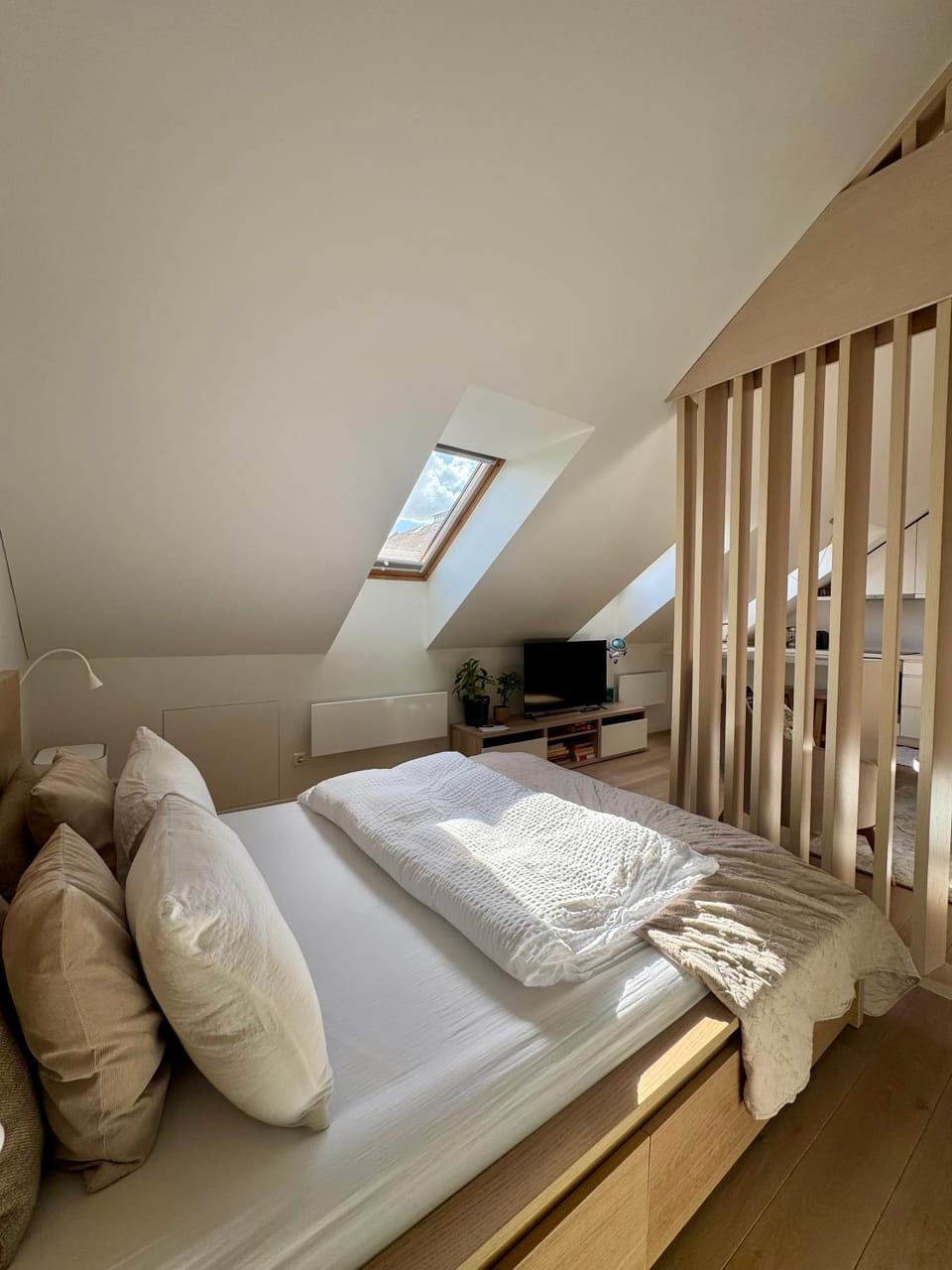 Old Town Apartment with FREE Parking Apartment in Lithuania