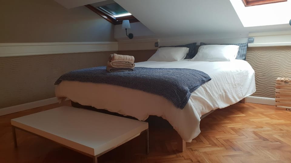 18 Torres Alfonso Attic Apartment in Zaragoza