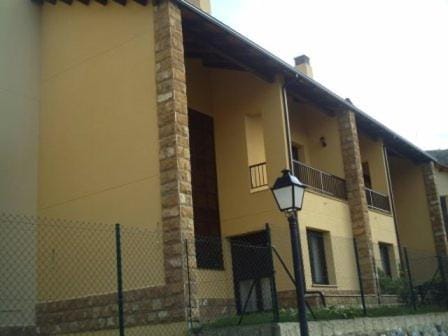 Chalet "El Bosque" 5 habitaciones House in Asturias