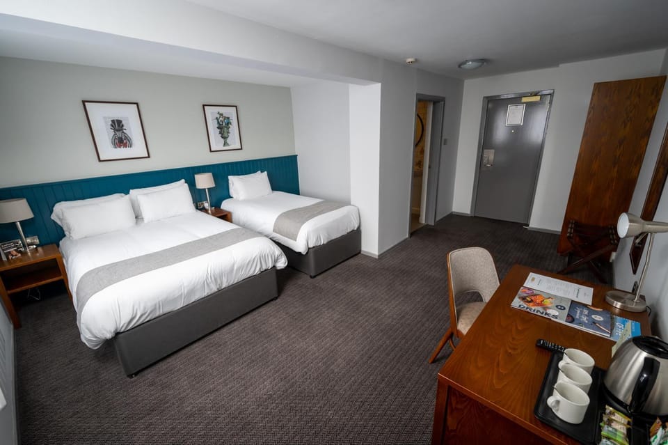 Bed, Photo of the whole room, Bedroom, hair dresser, wardrobe