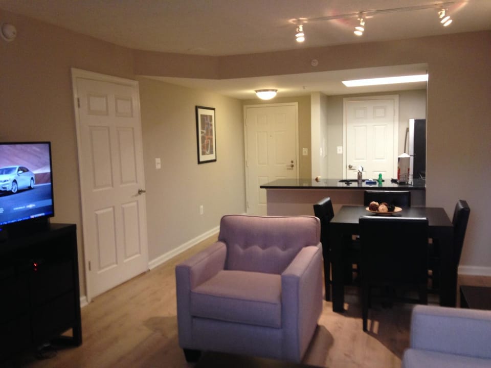 National at Courthouse Apartment in Arlington