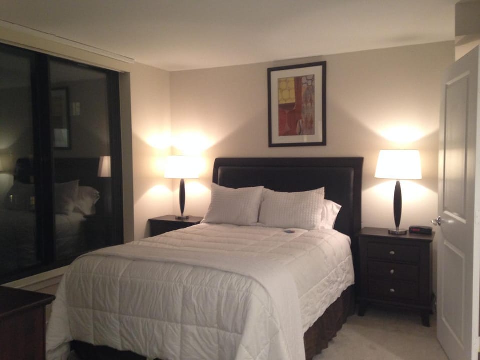 National at Virginia Square Apartment in Arlington