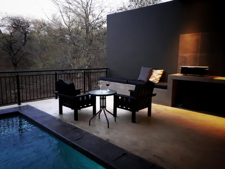 Patio, BBQ facilities, Swimming pool, Swimming pool