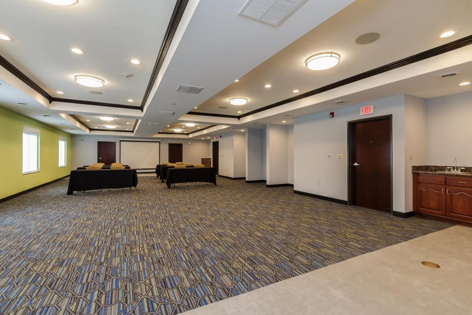 Meeting/conference room