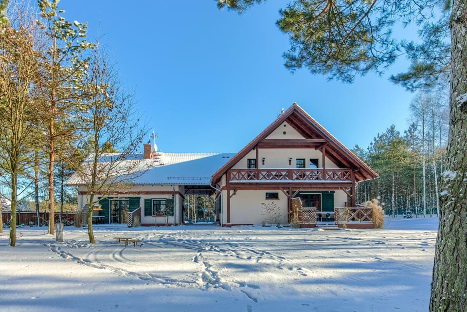 Property building, Activities, Winter, Family