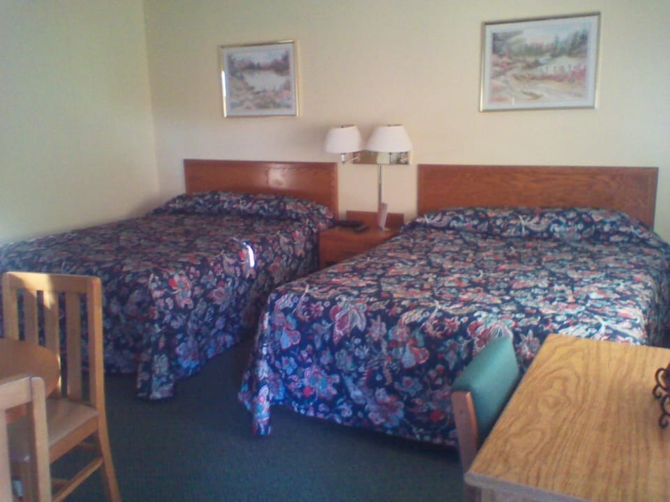 Starlite Budget Inn Motel in Mackinaw City